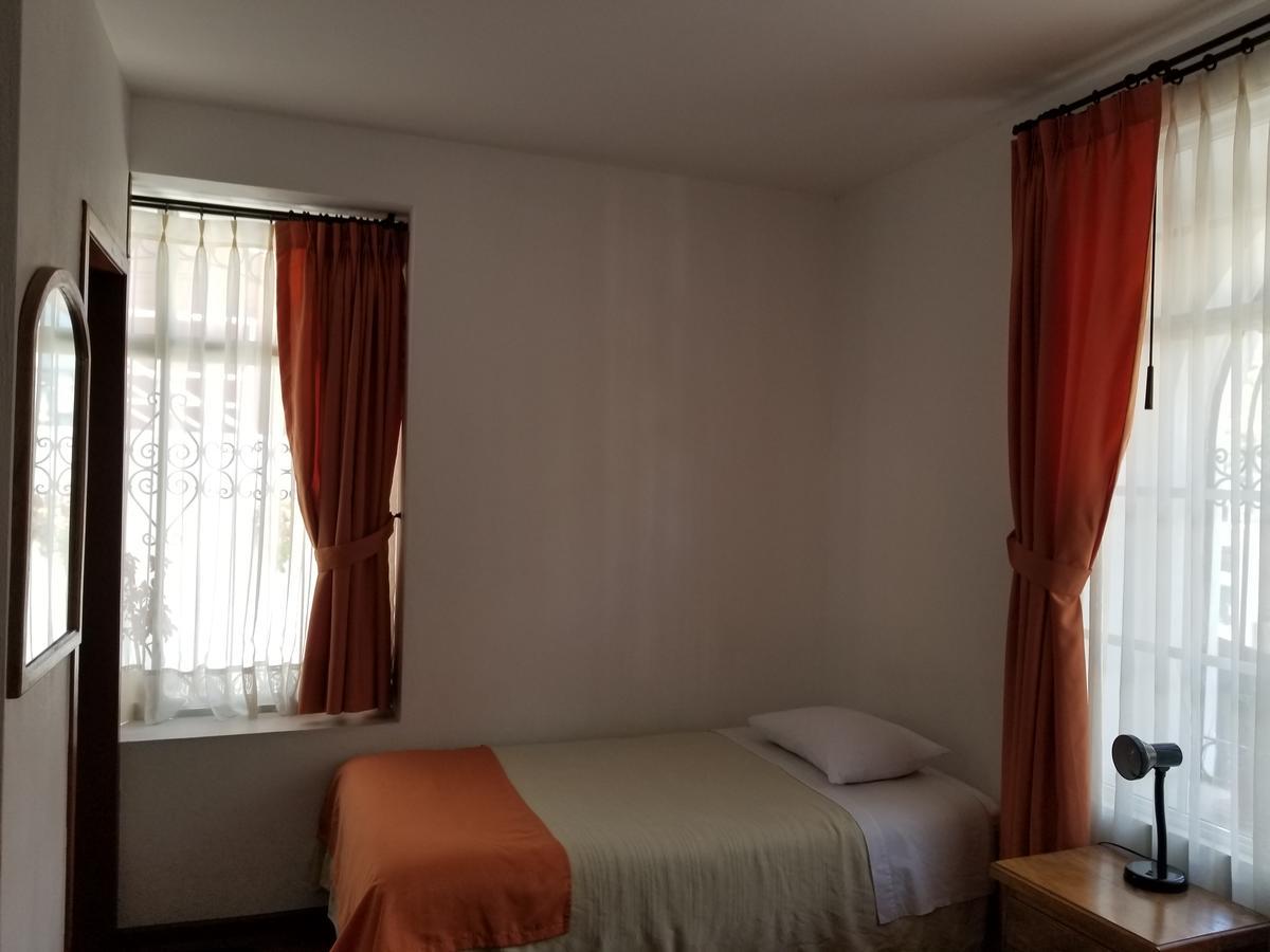 Heritage Inn كويتو المظهر الخارجي الصورة