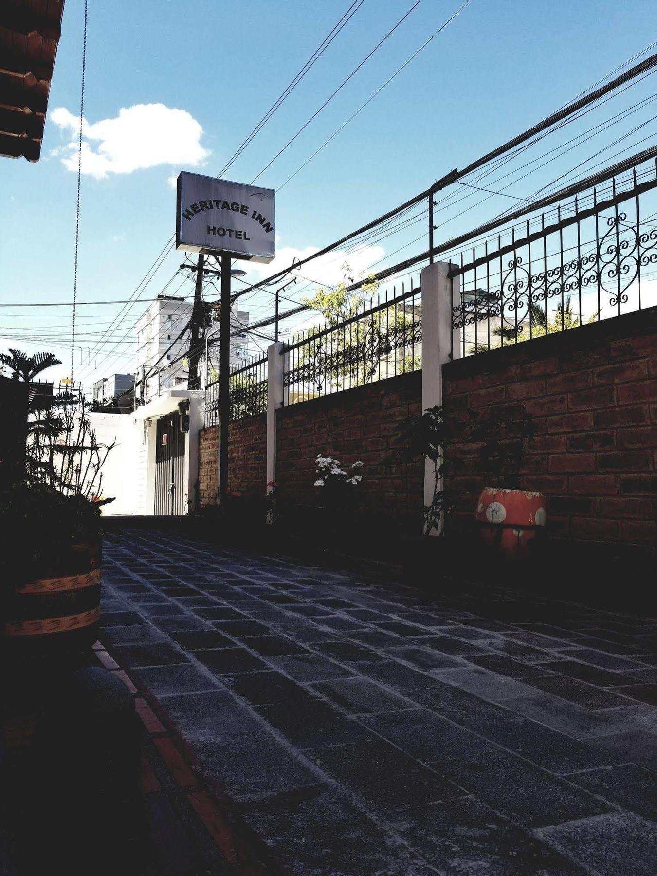 Heritage Inn كويتو المظهر الخارجي الصورة
