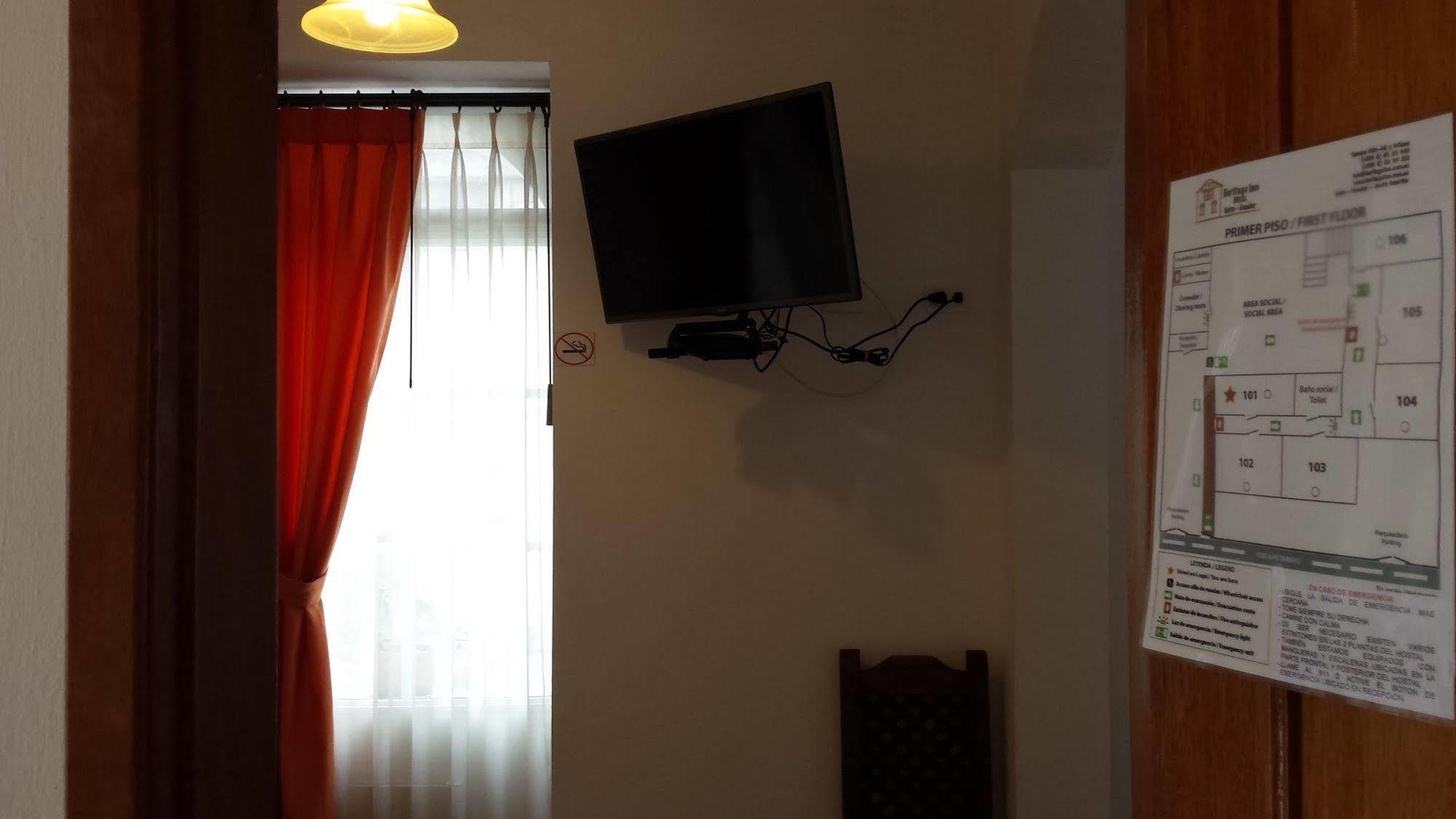Heritage Inn كويتو المظهر الخارجي الصورة